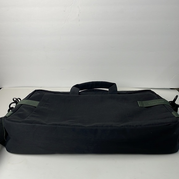 Tucano Tech & Style Milano Soft Case Computer Laptop Bag - Picture 9 of 16